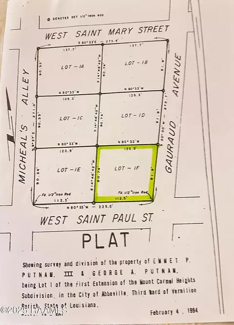 606 W St Paul St, Abbeville, LA 70510
