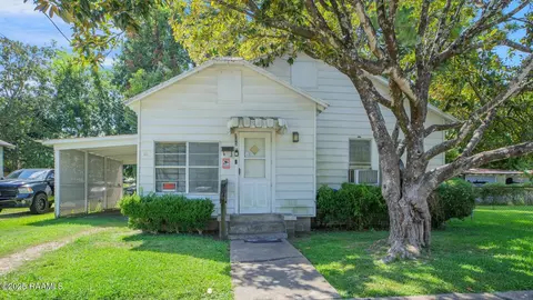 713 St Jude Ave, New Iberia, LA 70560