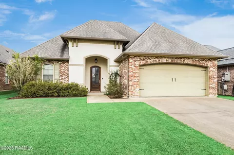 215 Capstone Xing #SALE, Lafayette, LA 70506