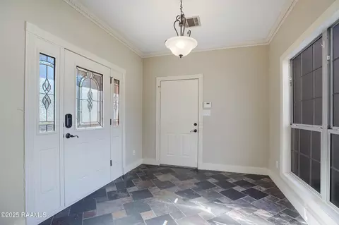 Entry Way - 122 Barbour Dr, Franklin, LA 70538 photo 1 of 1