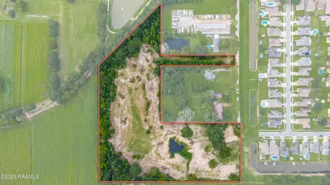 100136 Blk Minolta Rd, Youngsville, LA 70592