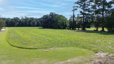 000 Veterans Memorial Dr, Abbeville, LA 70510