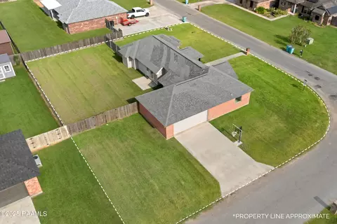 107 Fox Trot Ln, Sunset, LA 70584