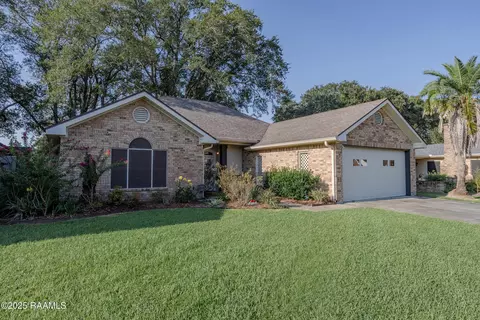 213 Tuscany Valley Dr, Lafayette, LA 70506