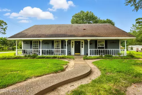 905 Natchez Blvd, Opelousas, LA 70570
