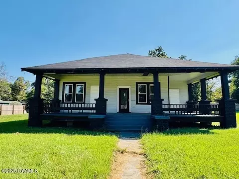 530 E Laurent St, Opelousas, LA 70570