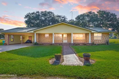 1596 Bosco Hwy, Church Point, LA 70525