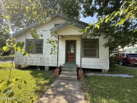 419 Pine Ave, Opelousas, LA 70570