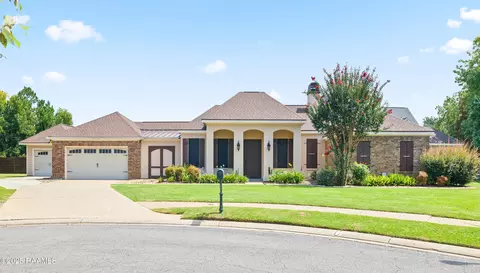 102 La Quinta Ct, Broussard, LA 70518