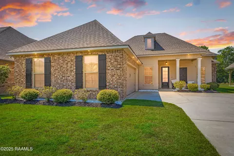 1000 Deer Meadow Blvd, Broussard, LA 70518