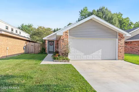 119 Hummingbird Ln, Lafayette, LA 70506