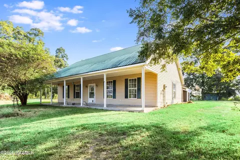 267 Bayou Jack Rd, Plaucheville, LA 71362