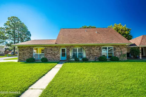101 Briarwood Dr, Lafayette, LA 70501