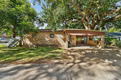 521 Sylvia St, New Iberia, LA 70563