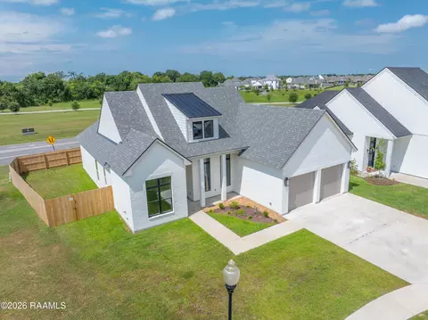 119 Travellers Palm Way, Youngsville, LA 70592