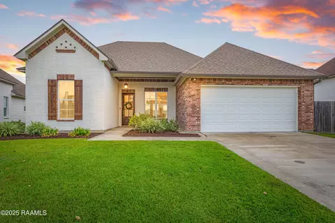 605 Easy Rock Landing Dr, Broussard, LA 70518