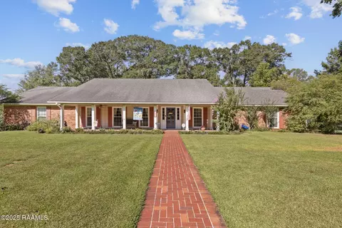 1011 Martinez Dr, Opelousas, LA 70570