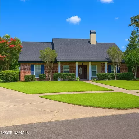 307 Mill Pond Dr, Youngsville, LA 70592
