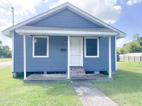 203 N Lyons St, Lake Charles, LA 70601
