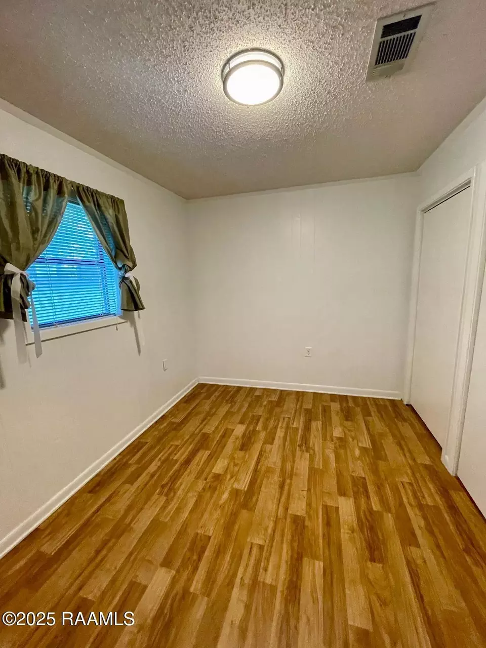 Bedroom - 506 Fort Hamilton Dr, Opelousas, LA 70570 photo 1 of 3
