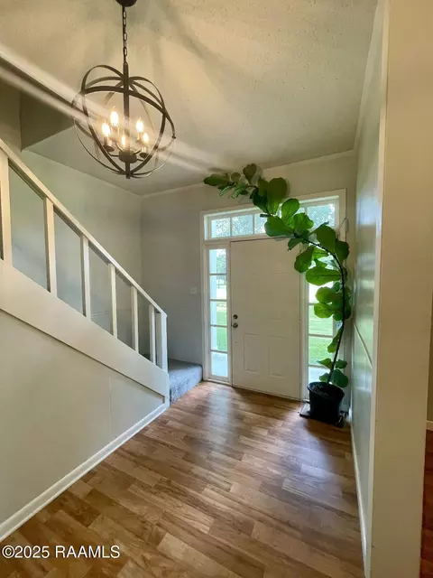 Entry Way - 506 Fort Hamilton Dr, Opelousas, LA 70570 photo 1 of 2