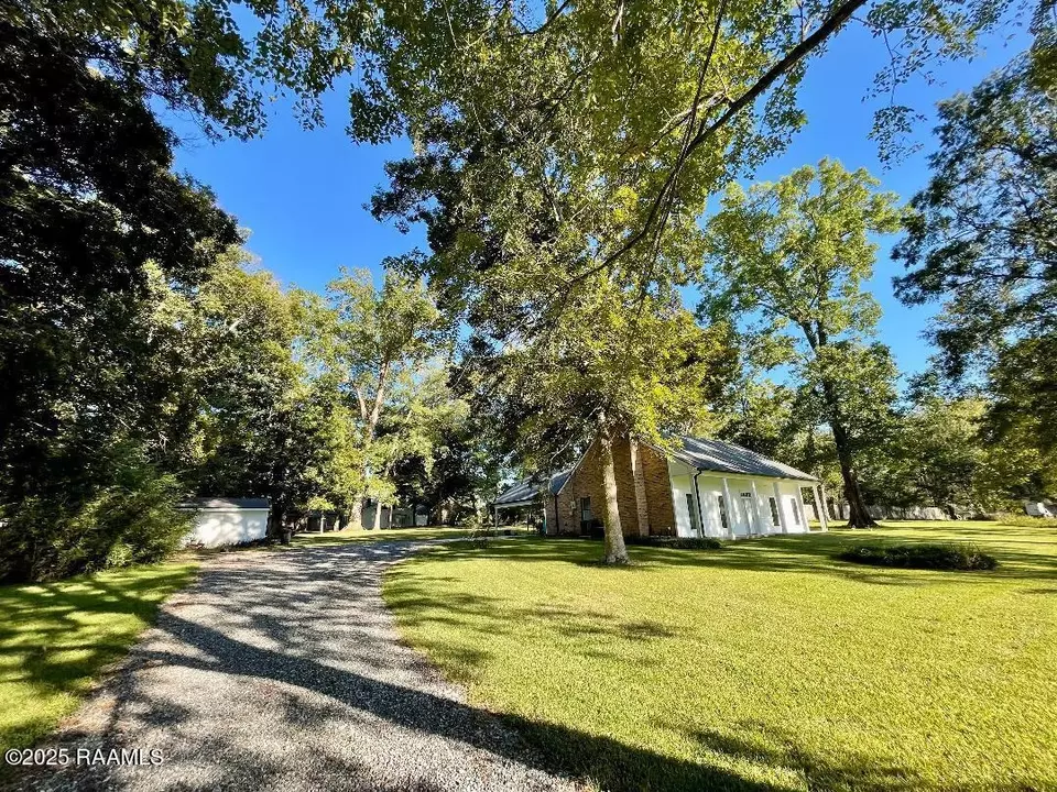 Exterior - 506 Fort Hamilton Dr, Opelousas, LA 70570 photo 2 of 5
