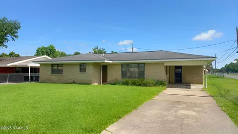 506 Robert St, Opelousas, LA 70570
