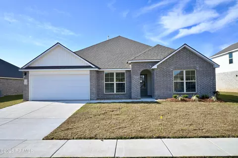 639 Griffiths Ct, Breaux Bridge, LA 70517