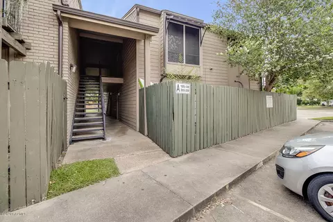 220 Doucet Rd #207-A, Lafayette, LA 70503