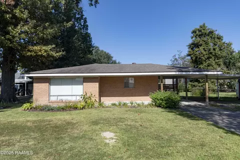 111 Elm Dr, Lafayette, LA 70506