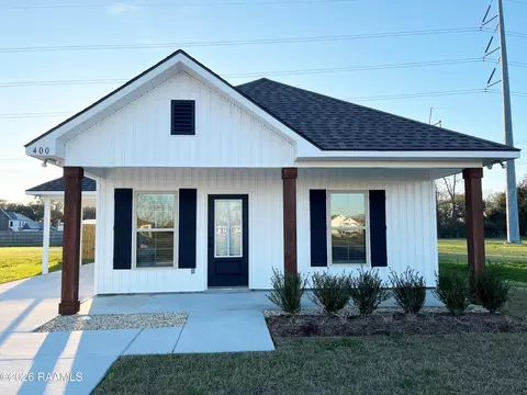 400 Parkington Ct, Lafayette, LA 70507