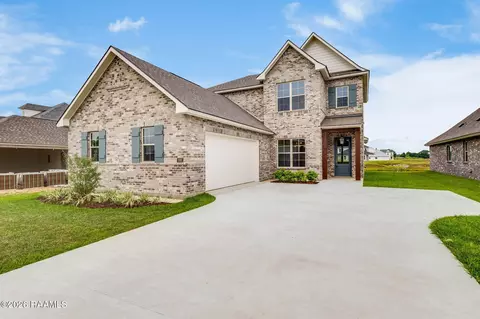 308 Sweet Harvest Rd, Youngsville, LA 70592