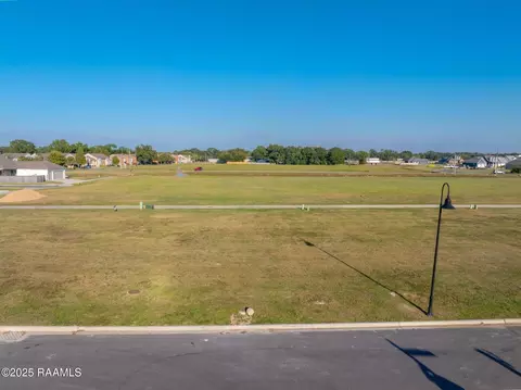 107 Keystone Dr, Scott, LA 70583