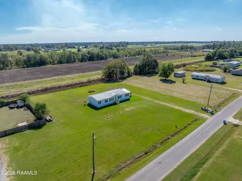 1023 Ragan Rd, Breaux Bridge, LA 70517