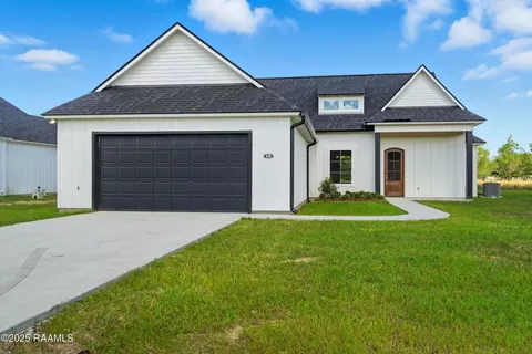 119 Chase Dr, Scott, LA 70583