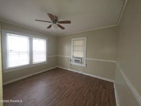 309 E Cedar St, Lafayette, LA 70501 photo 6