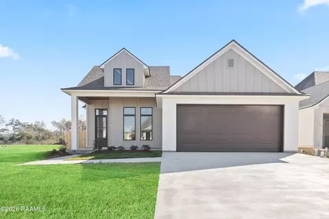 103 Fountain Meadow Dr, Broussard, LA 70518