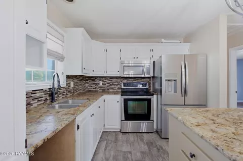 Kitchen - 1976 Fournerat Road Rd, Eunice, LA 70535 photo 4 of 4