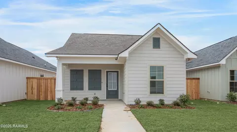 104 Ridgedale Aly, Scott, LA 70583
