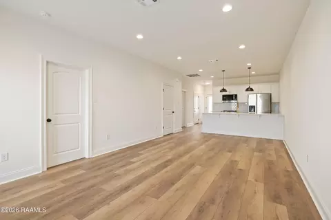 Living - 128 Frontier Ln, Scott, LA 70583 photo 1 of 2