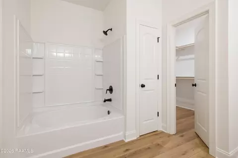 Entry Way - 124 Frontier Ln, Scott, LA 70583 photo 2 of 2
