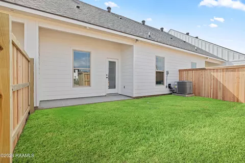Exterior - 126 Frontier Ln, Scott, LA 70583 photo 2 of 4