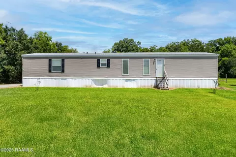 1070 Jed Dr, Breaux Bridge, LA 70517