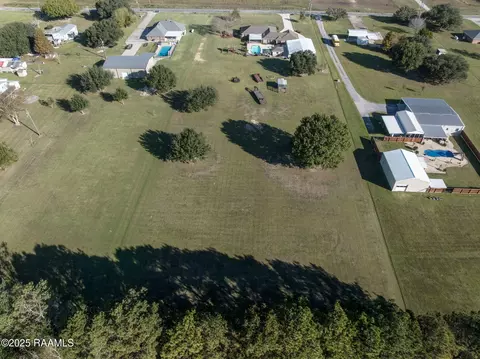 View/Area - 17727 Dalton Rd, Kaplan, LA 70548 photo 3 of 3