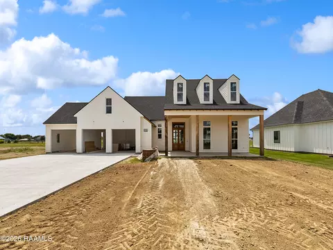 183 Cypress Bend Rd, Scott, LA 70583