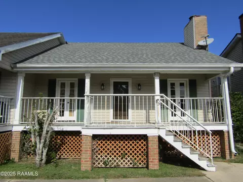 100 Teal Ln #20, Lafayette, LA 70507