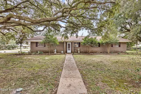 314 Demoncherveaux Blvd, Ville Platte, LA 70586