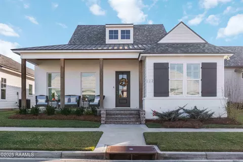 222 Trail Pointe Dr, Scott, LA 70583
