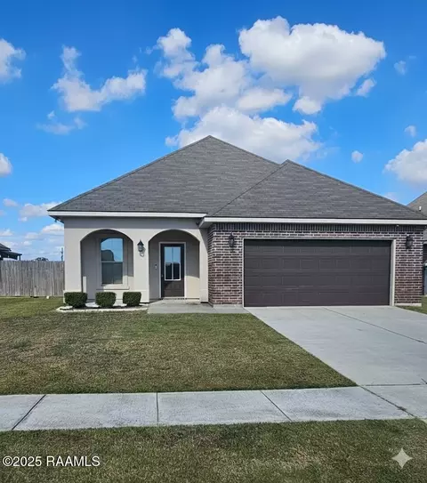 111 Saint Major St, Youngsville, LA 70592