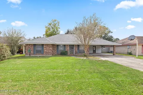 210 San Carlos Cir, Lafayette, LA 70506